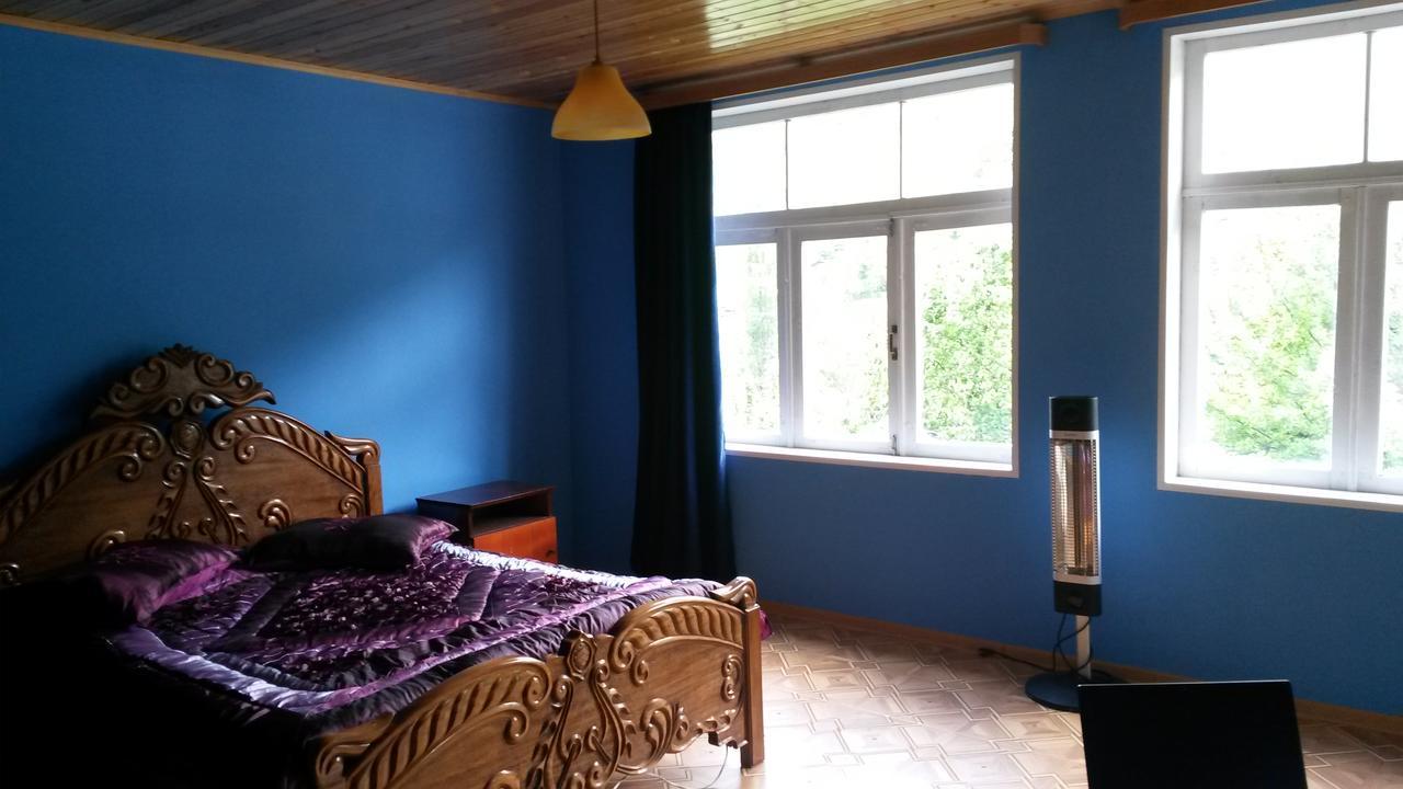 Ushba Hotell Mestia Exteriör bild