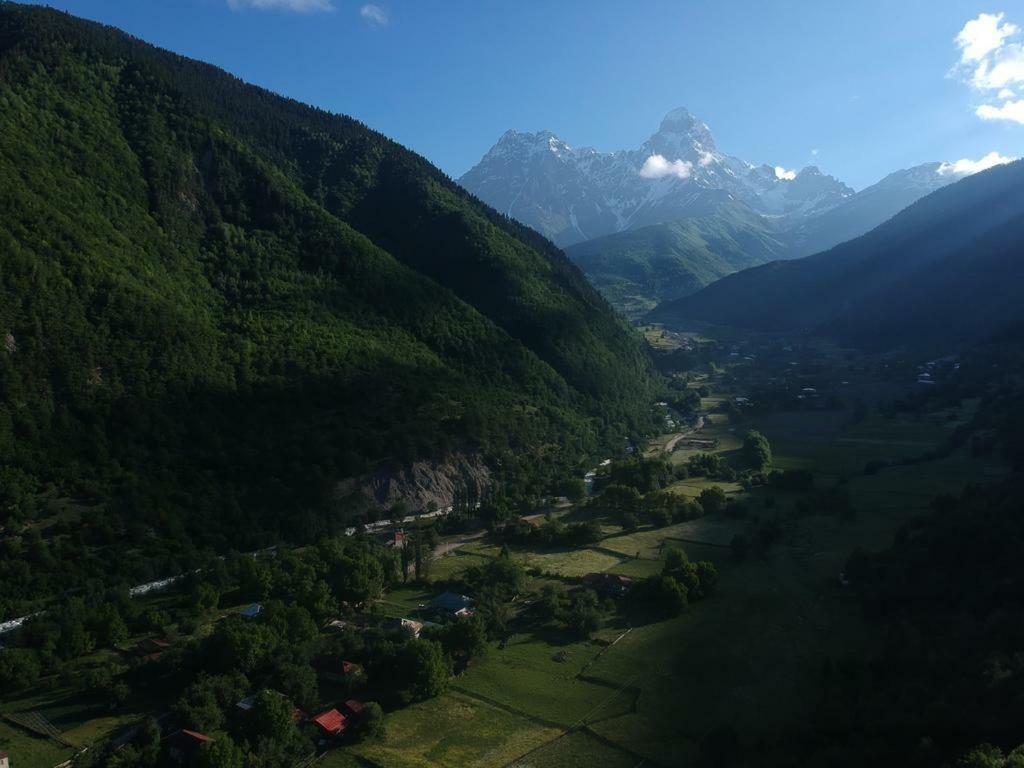Ushba Hotell Mestia Exteriör bild